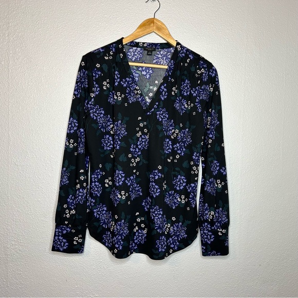ANN TAYLOR FACTORY | FLORAL V-NECK LONG SLEEVE BLOUSE MEDIUM - Picture 1 of 2